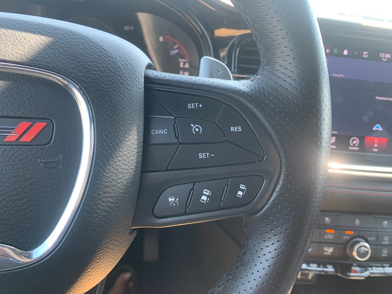 Used 2025 Dodge Durango R/T AWD/4WD image 31