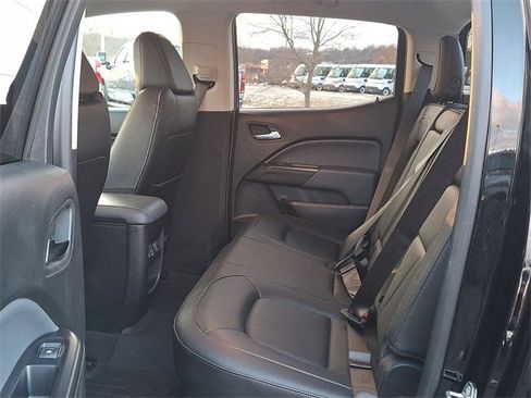 Certified 2019 Chevrolet Colorado Z71 w/ Z71 Midnight Edition image 21