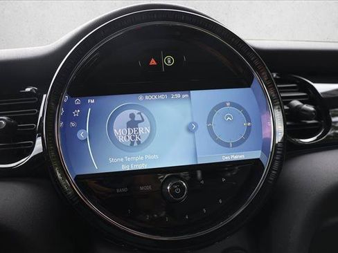 Used 2024 MINI Cooper SE w/ Signature Upholstery Package FWD image 17