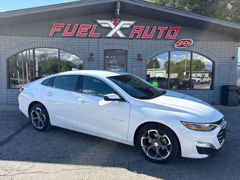 Used 2024 Chevrolet Malibu LT image 2