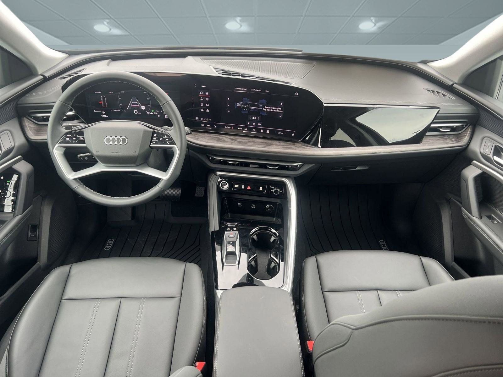 New 2025 Audi Q5 Premium AWD/4WD image 15