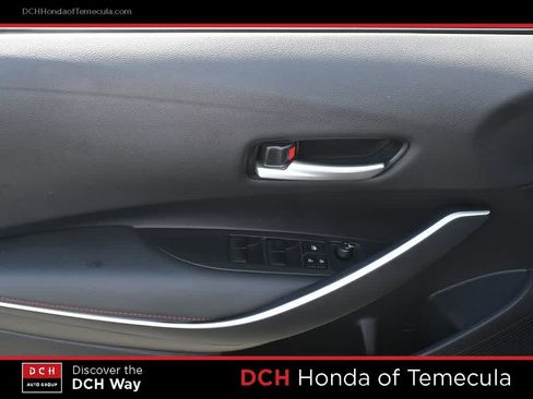 Used 2024 Toyota Corolla SE w/ SE Premium Package FWD image 16