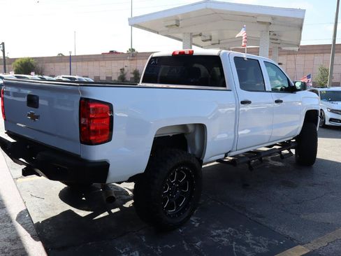 Used 2018 Chevrolet Silverado 1500 Custom w/ Custom Value Package AWD/4WD image 3