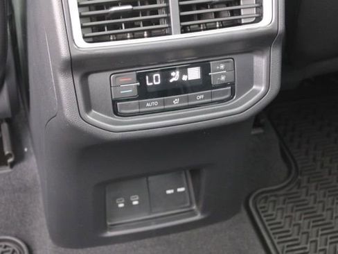 New 2026 Volkswagen Atlas Peak Edition AWD/4WD image 20