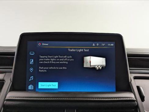 Used 2023 Chevrolet Suburban Premier image 31