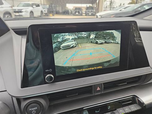 Used 2025 Toyota Prius LE image 22