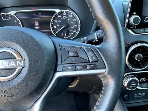 Used 2024 Nissan Sentra SR FWD image 18