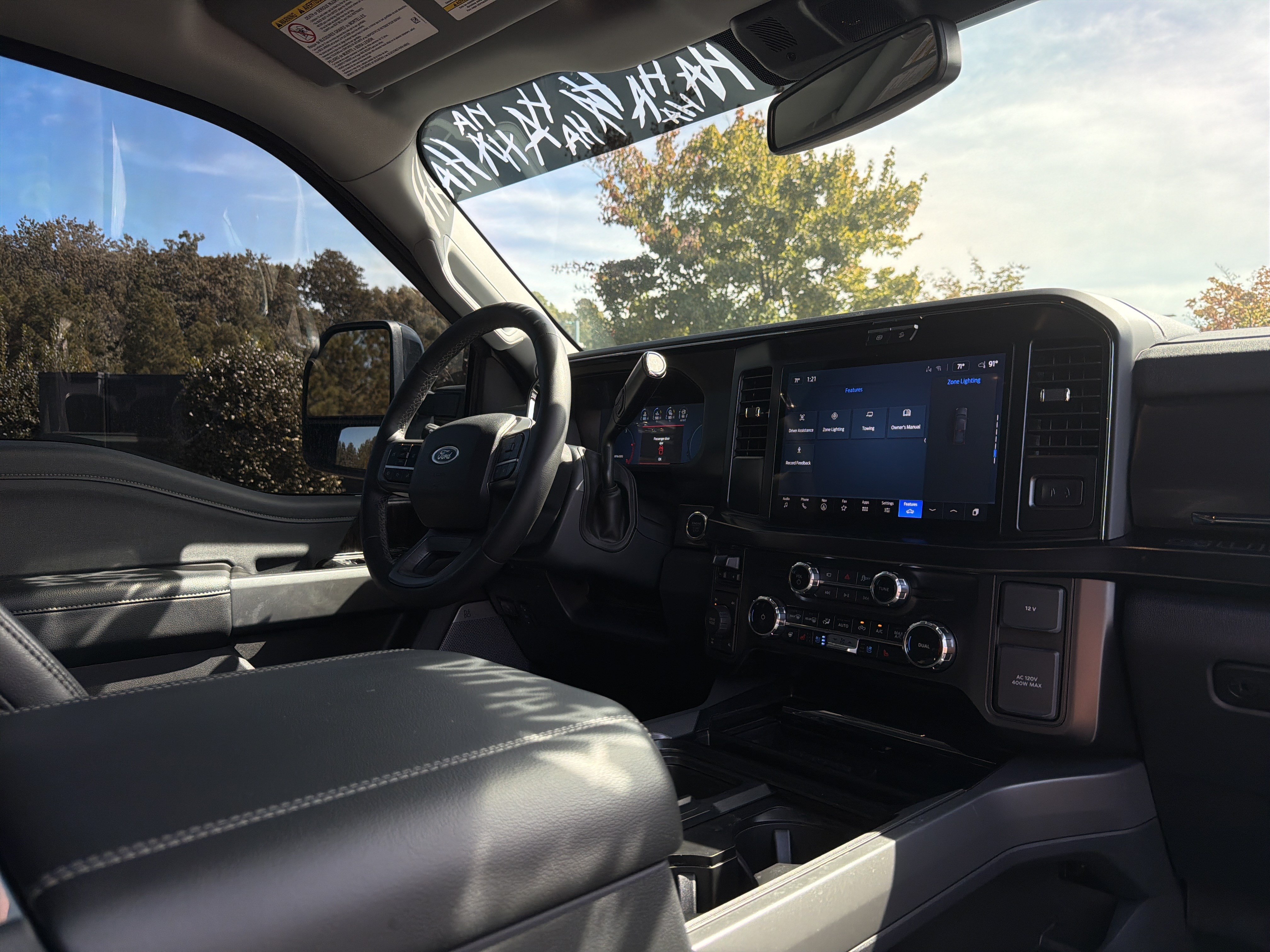 Used 2026 Ford F250 Lariat AWD/4WD image 6