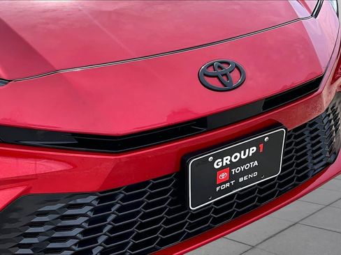Used 2026 Toyota Camry SE w/ Multimedia Upgrade Package FWD image 28