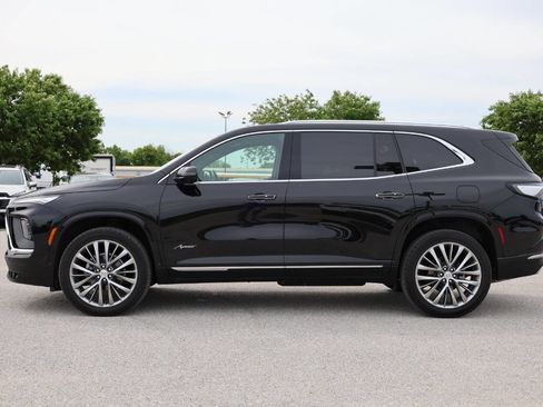 Used 2025 Buick Enclave Avenir w/ Super Cruise Package AWD/4WD image 8