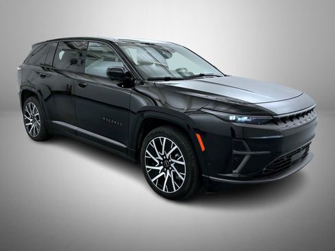 Used 2025 Jeep Wagoneer S Limited image 3