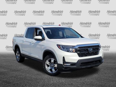 Used 2025 Honda Ridgeline RTL image 2