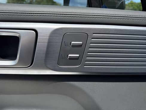 New 2026 Hyundai Santa Fe Limited FWD image 12