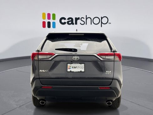 Used 2025 Toyota RAV4 XLE w/ Convenience Package image 4