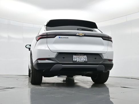 Used 2025 Chevrolet Equinox EV LT w/ Convenience Package image 47