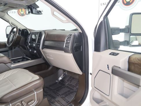 Used 2019 Ford F350 Limited AWD/4WD image 48