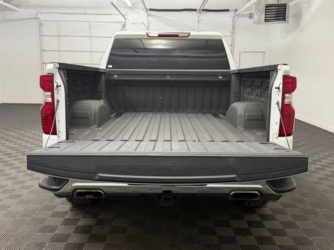 Used 2022 Chevrolet Silverado 1500 LT w/ Z71 Off-Road Package AWD/4WD image 23