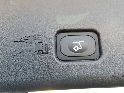 New 2026 Lincoln Nautilus Reserve image 32