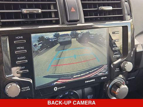 Used 2023 Toyota 4Runner TRD Off-Road Premium w/ Moonroof Package AWD/4WD image 29