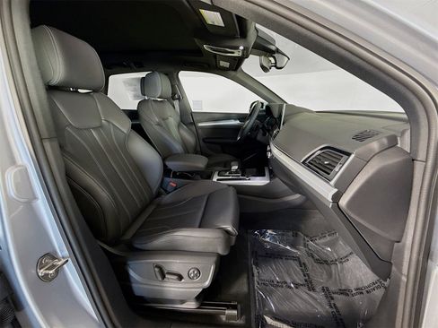 Certified 2025 Audi Q5 2.0T Premium image 28