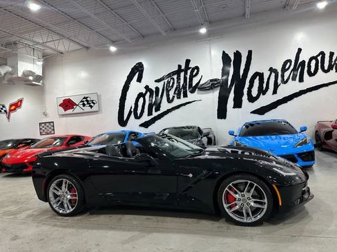 Used 2014 Chevrolet Corvette Stingray Convertible w/ 3LT Preferred Equipment Group image 10