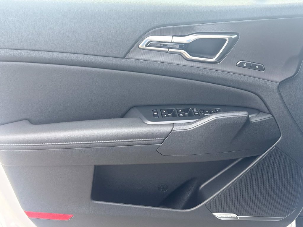 New 2026 Kia Sportage SX FWD image 20