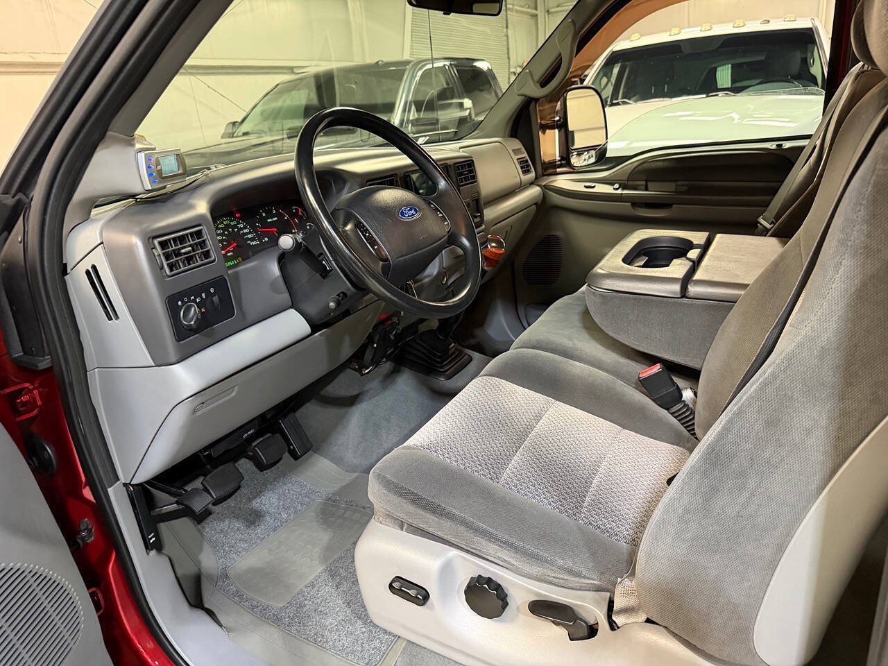 Used 2002 Ford F250 XLT AWD/4WD image 4