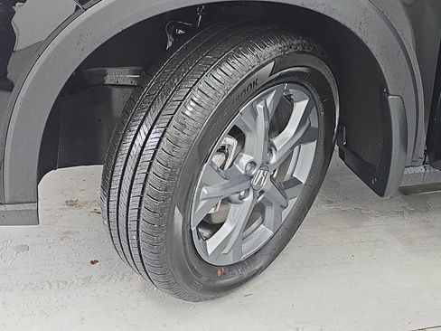 New 2026 Honda HR-V LX image 31