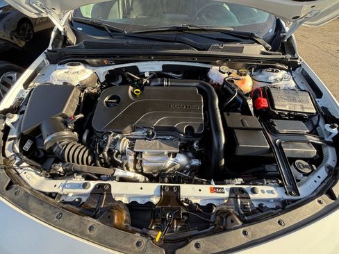 Used 2024 Chevrolet Malibu LT image 35