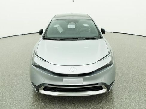 New 2026 Toyota Prius Plug-In Hybrid FWD image 15