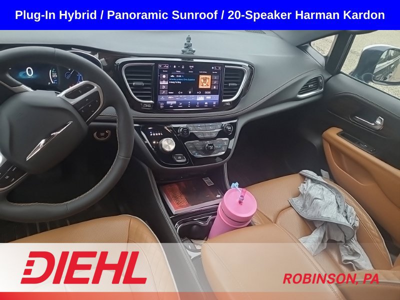 Used 2022 Chrysler Pacifica Pinnacle FWD image 10
