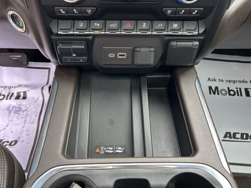 Used 2022 GMC Sierra 3500 Denali w/ Denali Ultimate Package image 32