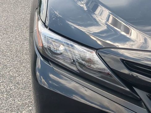 Used 2024 Toyota Camry SE FWD image 10