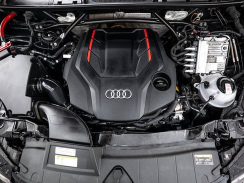 Certified 2023 Audi SQ5 Premium Plus w/ Premium Plus Package AWD/4WD image 21