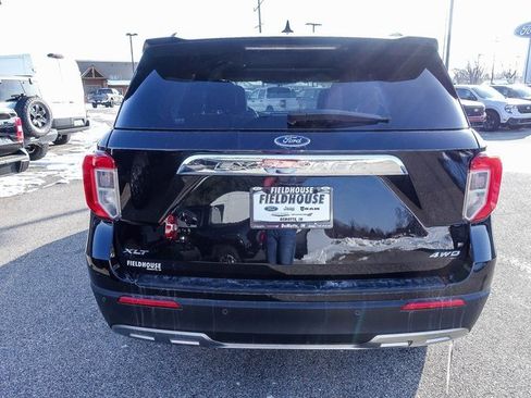 Used 2023 Ford Explorer XLT w/ Equipment Group 202A image 9
