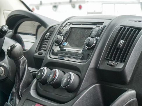 Used 2016 RAM ProMaster 2500 w/ Interior Convenience Group FWD image 13