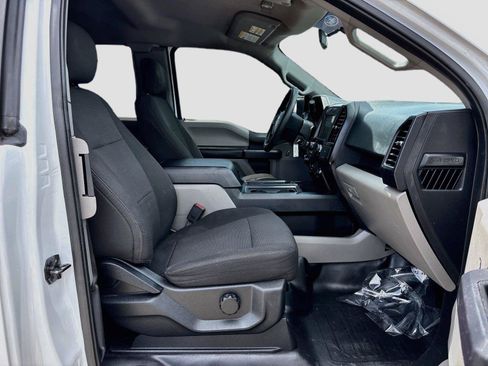 Used 2017 Ford F150 XL w/ Equipment Group 101A Mid AWD/4WD image 26