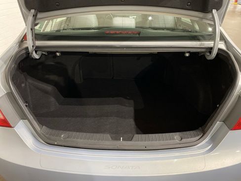 Used 2012 Hyundai Sonata GLS image 5