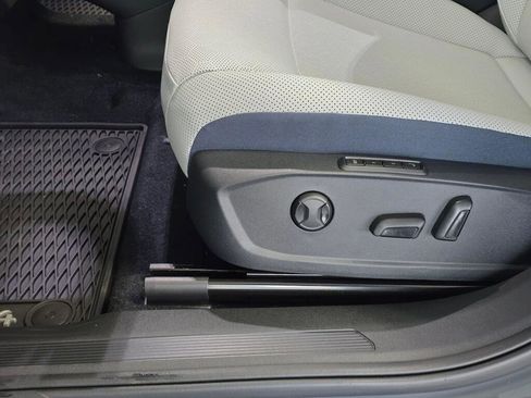 New 2026 Volkswagen ID.4 Pro S image 18