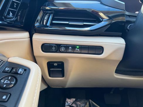 Certified 2023 Acura MDX SH-AWD w/ Technology Package image 17