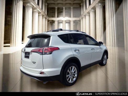 Used 2017 Toyota RAV4 Limited AWD/4WD image 4