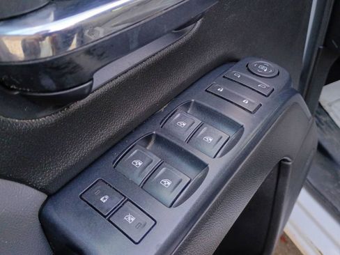 Used 2018 Chevrolet Silverado 2500 W/T w/ WT Fleet Convenience Package image 11