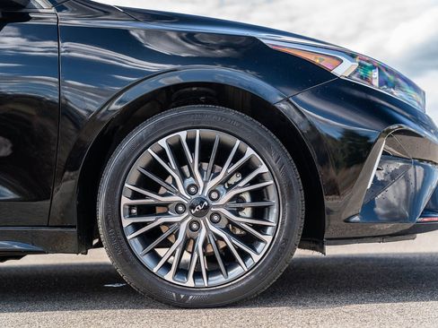 Used 2024 Kia Forte GT-Line image 9