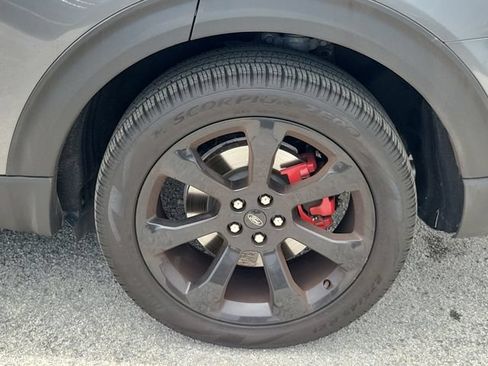 Used 2024 Ford Explorer ST w/ Equipment Group 401A AWD/4WD image 8