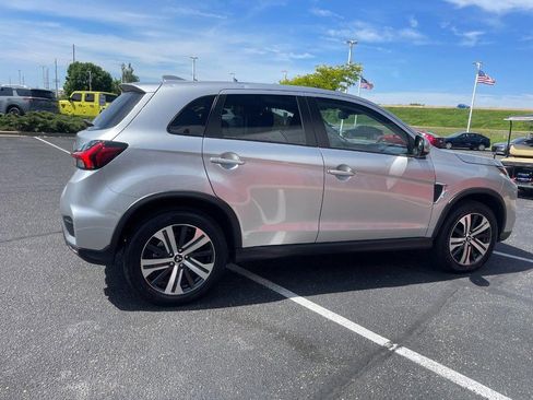Used 2026 Mitsubishi Outlander Sport AWD image 3