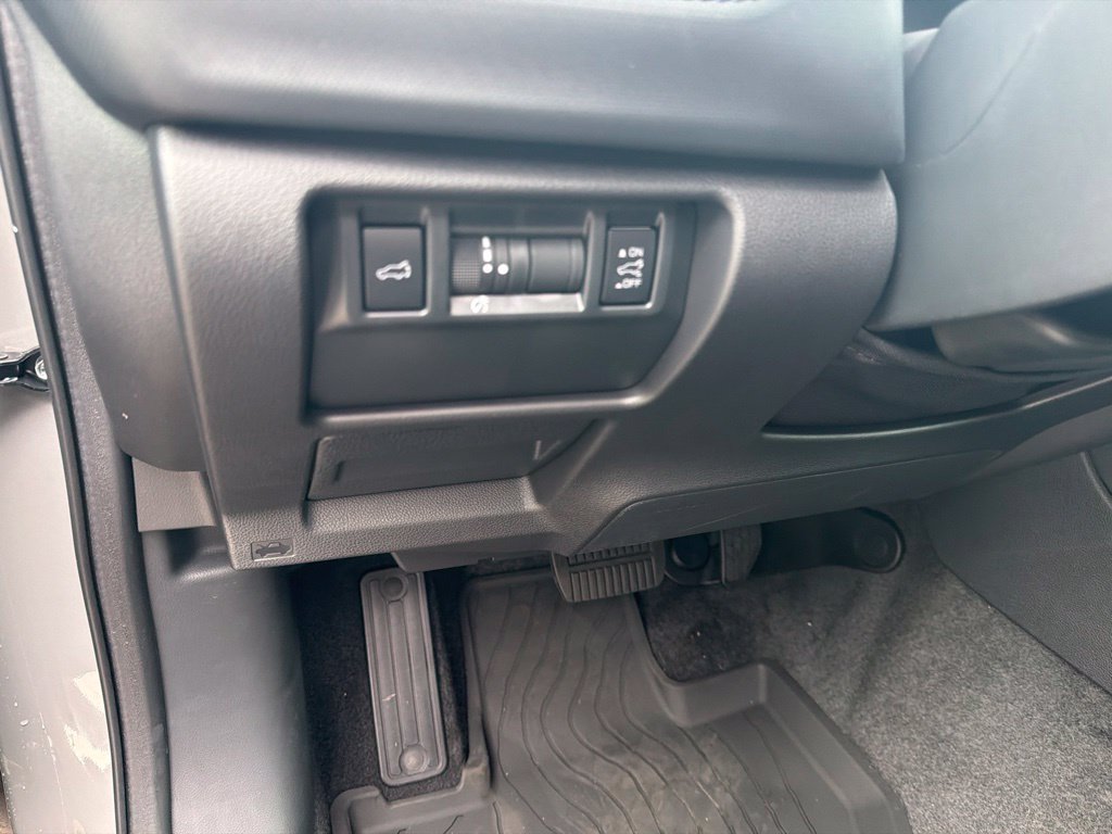 New 2026 Subaru Forester Premium AWD/4WD image 11