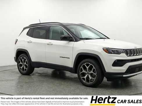 Used 2025 Jeep Compass Limited image 1