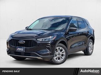 Used 2023 Ford Escape Active w/ Tech Pack #1 image 1