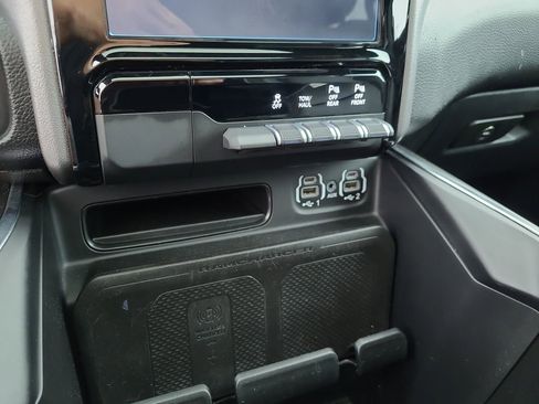 Used 2023 RAM 1500 Laramie image 27