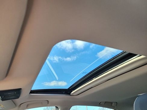 Used 2023 Nissan Altima 2.5 SR w/ SR Premium Package image 31